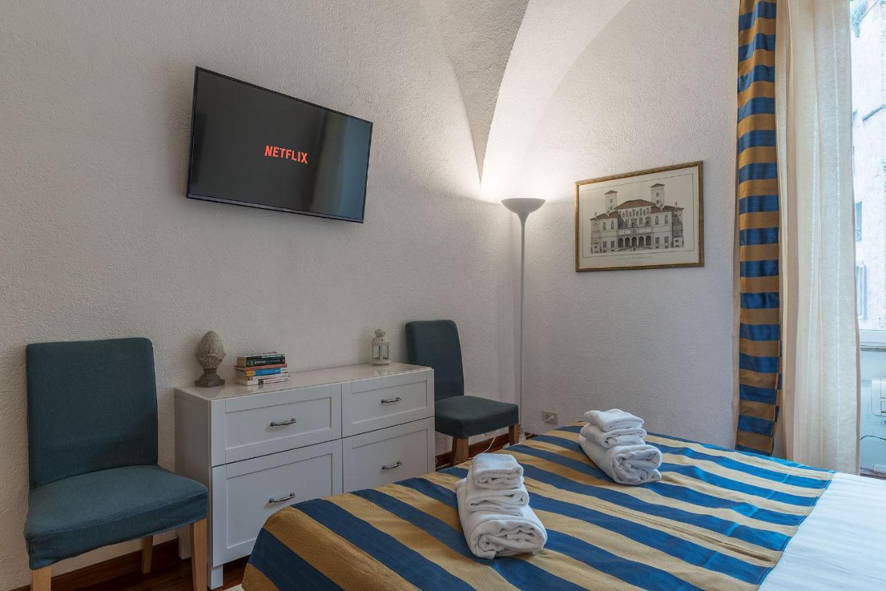 Cs Piazza Venezia Apartment Rome Bagian luar foto