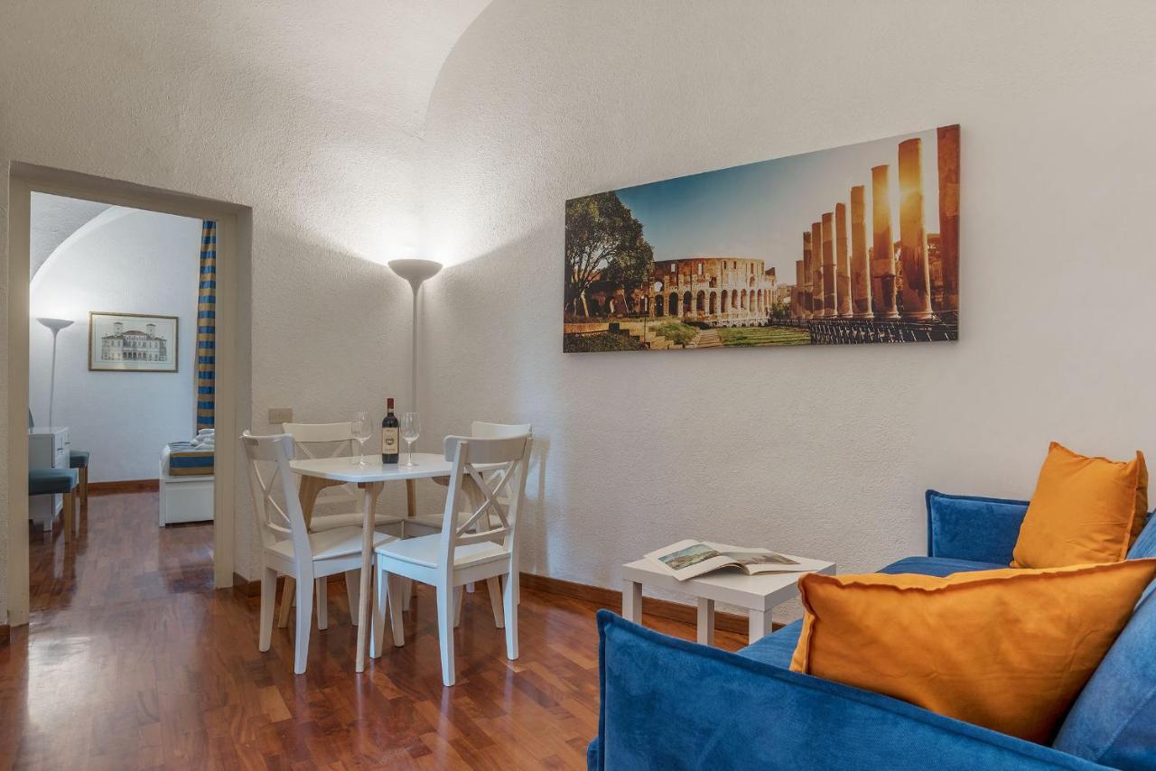 Cs Piazza Venezia Apartment Rome Bagian luar foto